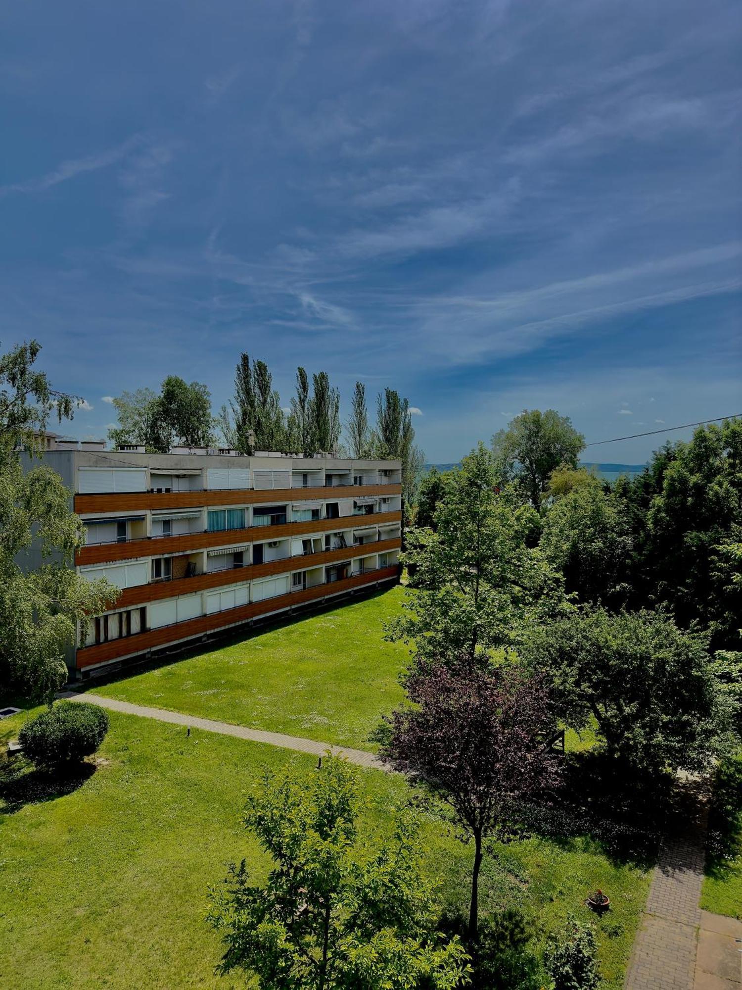 Setany Kucko Apartman Balatonfured Exterior photo